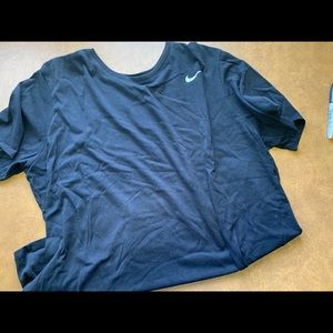 Black Nike t-shirt Size 2x